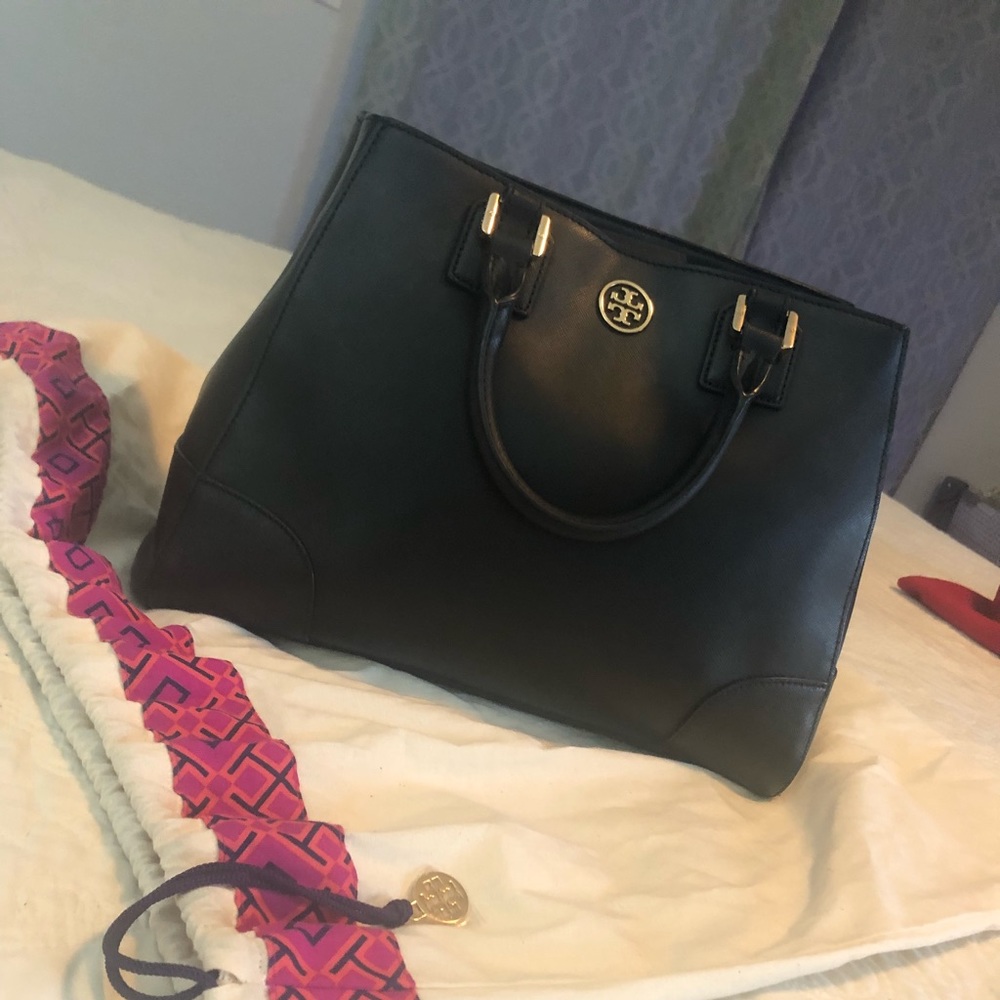 Tory Burch Robinson bag